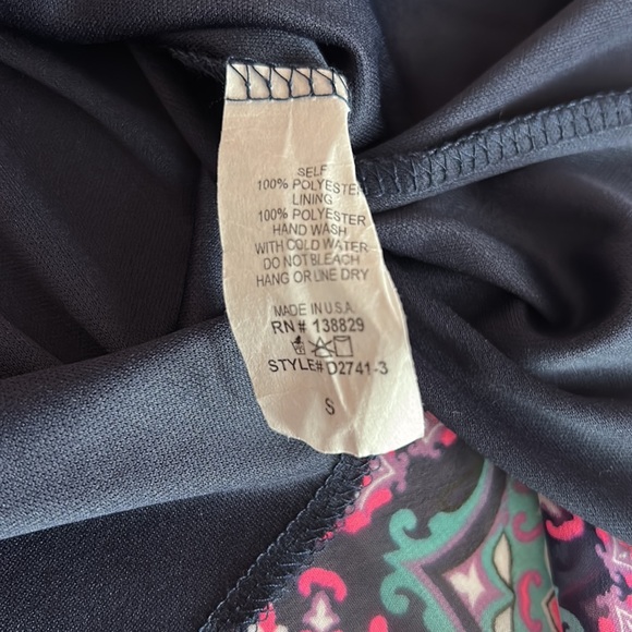 Dress - Picture 10 of 11